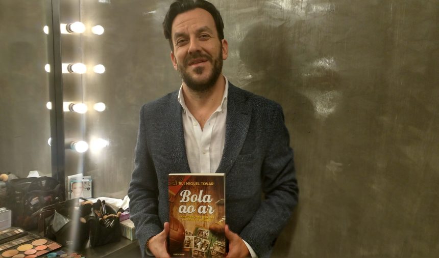 Rui Miguel Tovar faz apresentação do livro