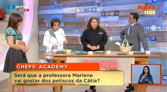 Chefe Marlene prova petiscos de Cátia Santos no 
