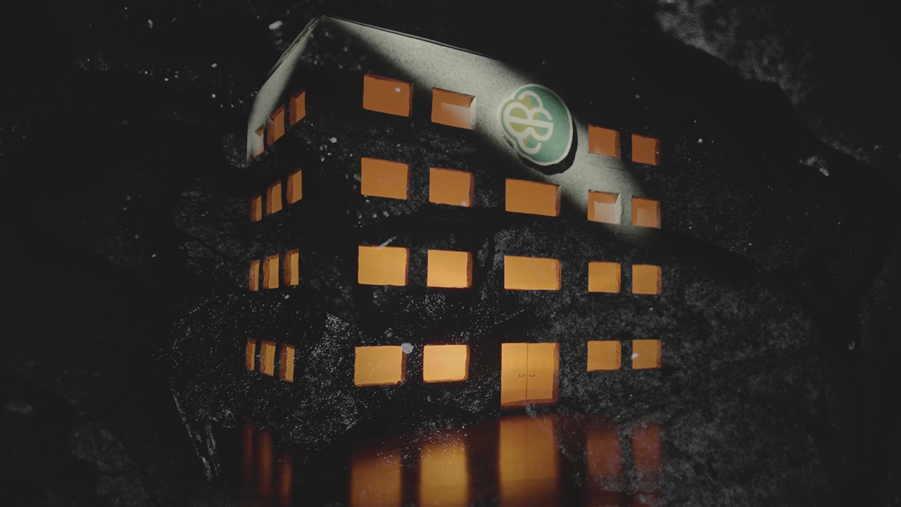 Imagem de HOW TO DESTROY A BANK