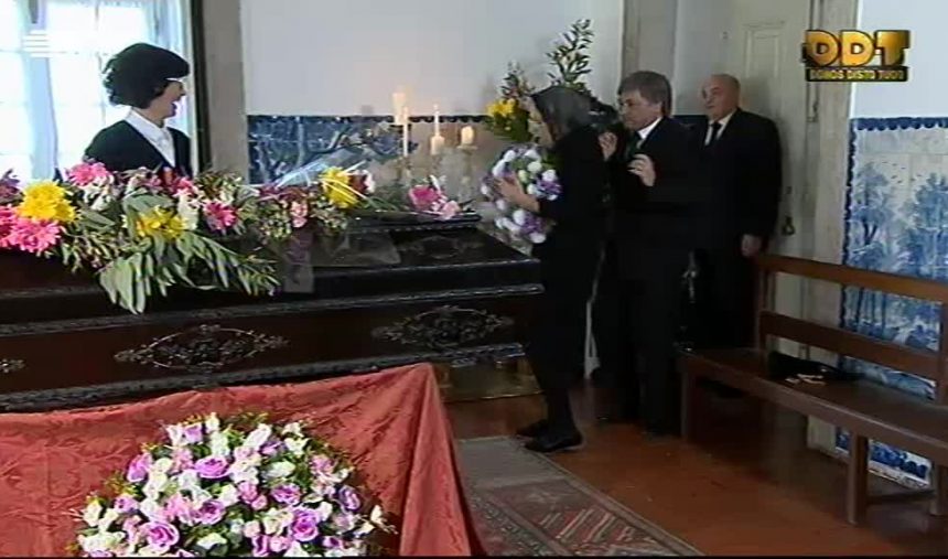 Lançamento da coroa de flores