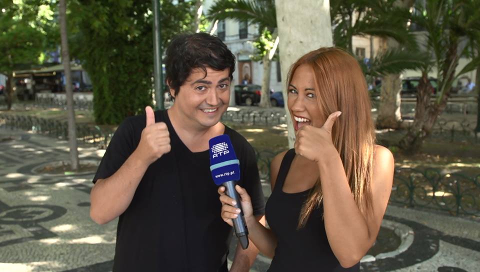 Favores em Cadeia: Fernando Alvim aceitou o desafio | Extra | RTP