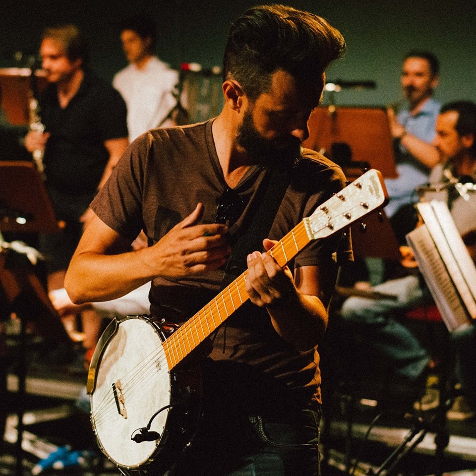 Imagem de O Som da Guitarra é a Alma de Um Povo