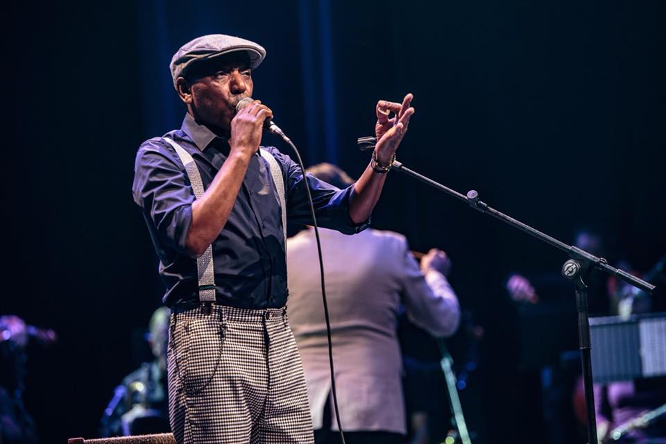 Imagem de O Som da Guitarra é a Alma de Um Povo