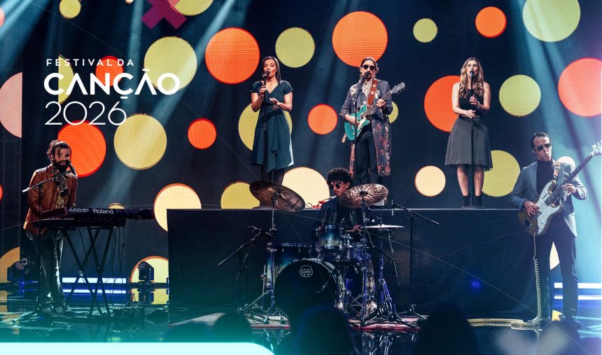 Imagem de Ele e Elas - Tatanka, Patrícia Antunes e Patrícia Silveira