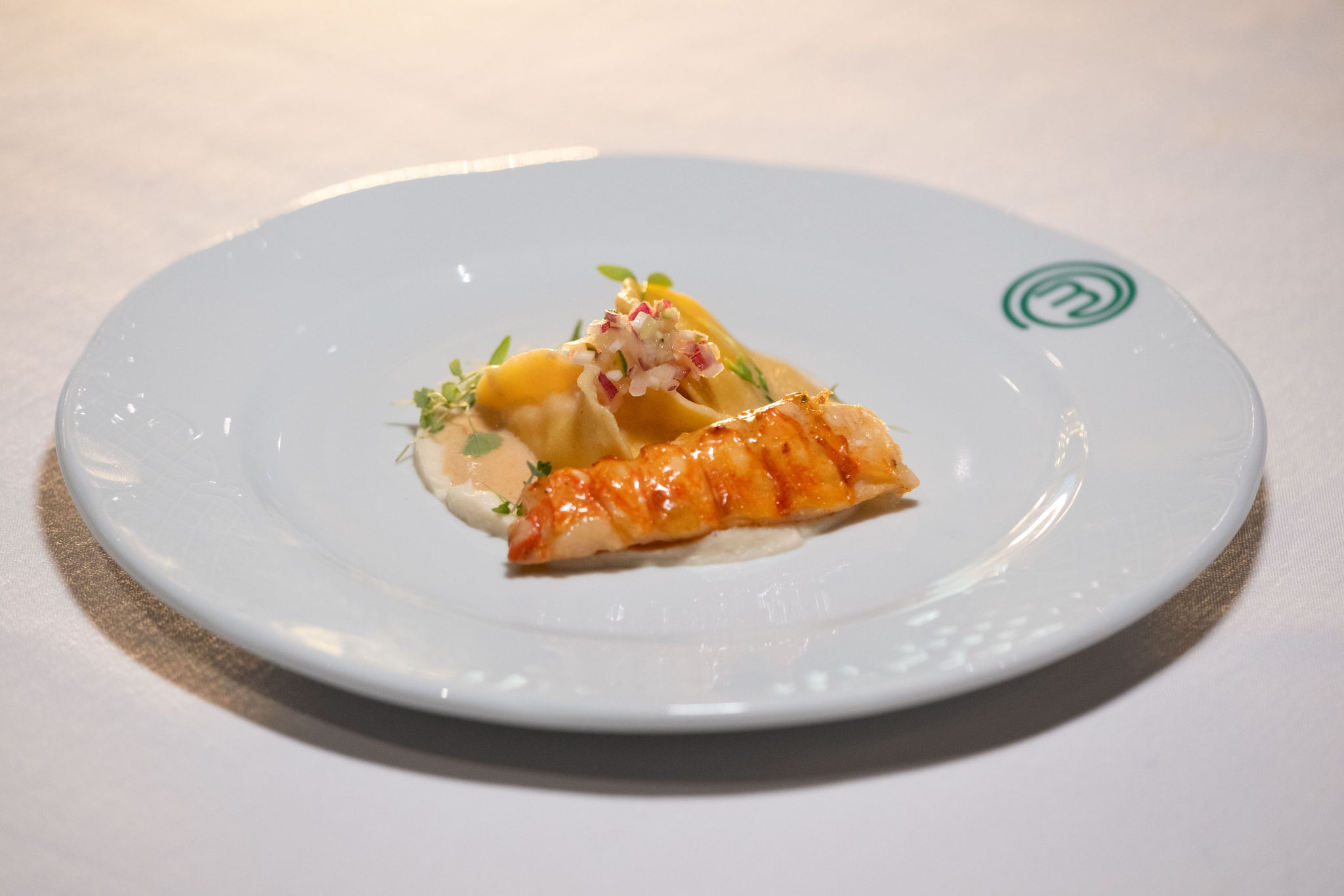 Ravioli de lagosta com puré de aipo e jus de bisque Masterchef