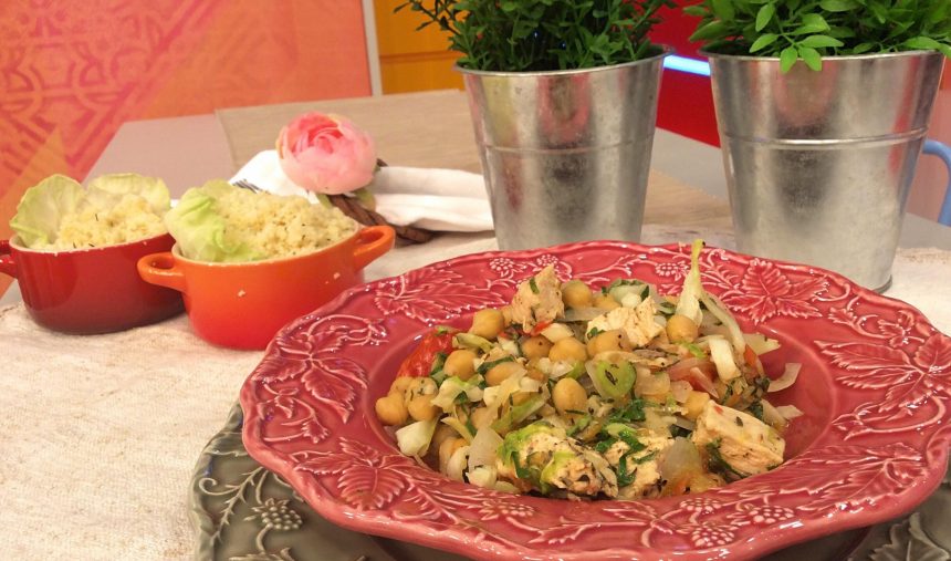 Grão-de-bico com galinha e couve portuguesa - Culinária