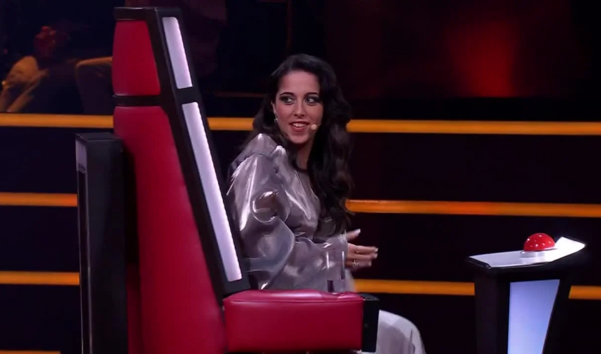 Imagem Sara Correia é surpreendida por Cidália Moreira! | Gala de Natal